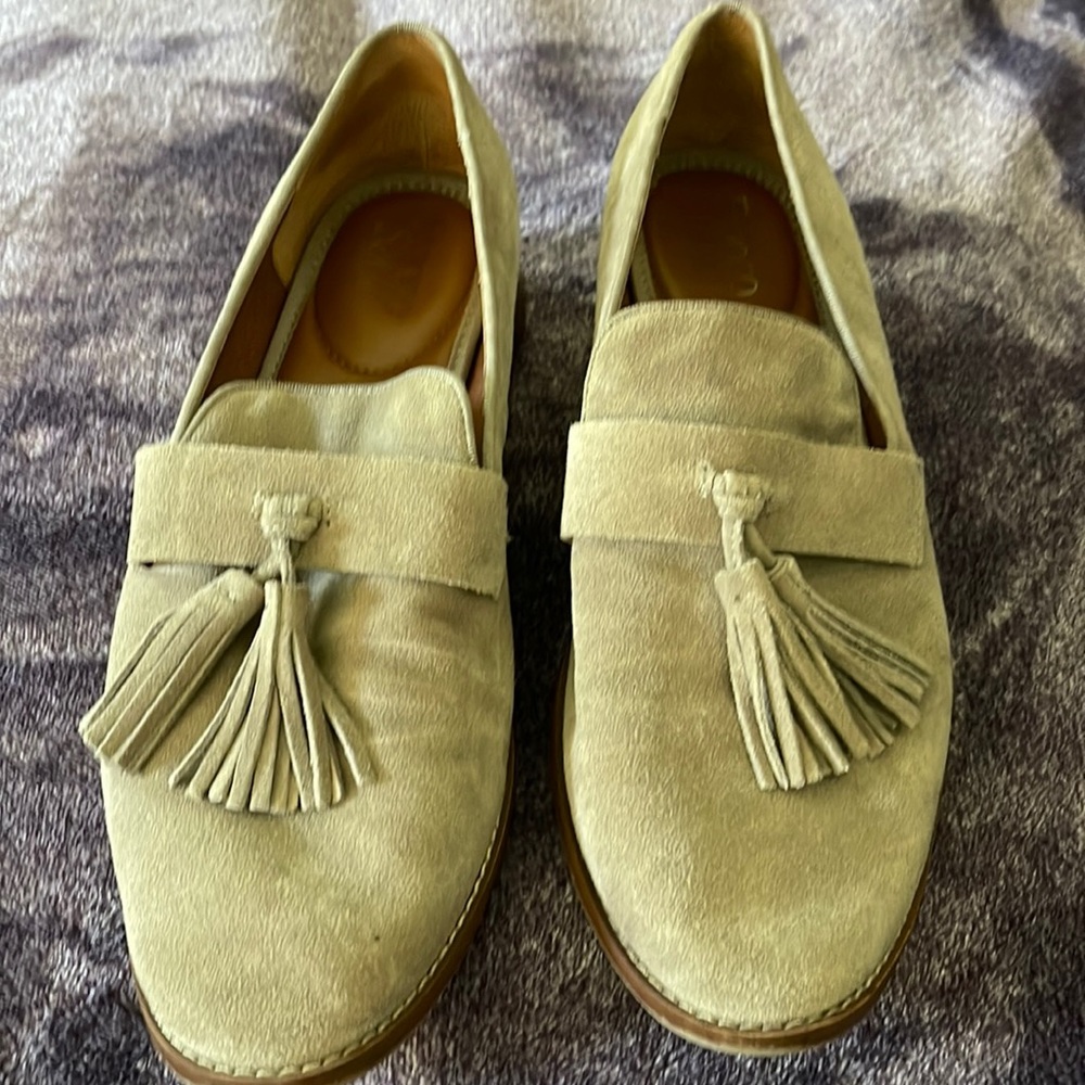 Great walking or work suede flats w/ tassel. Franco sarto sz 10-euro 40 Exc cndn